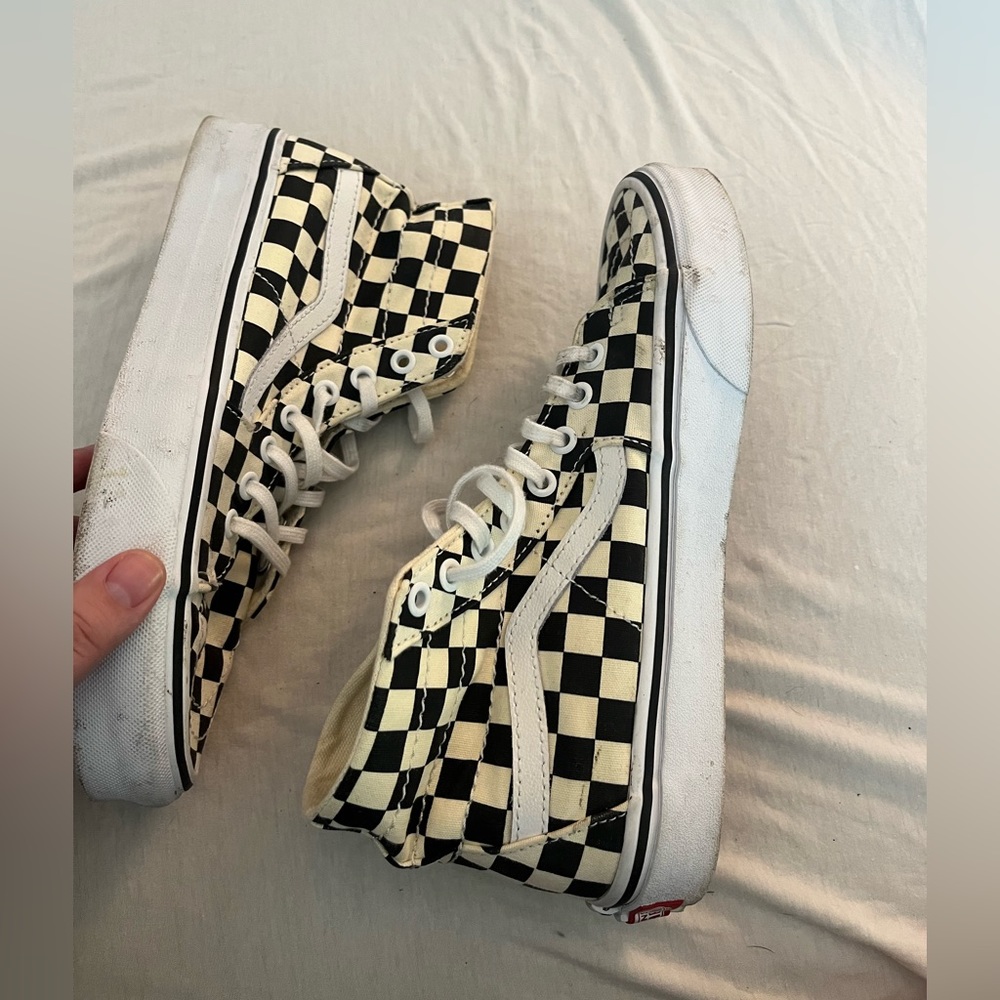 Vans Women's Checkerboard High-Top Sneakers - Black and White